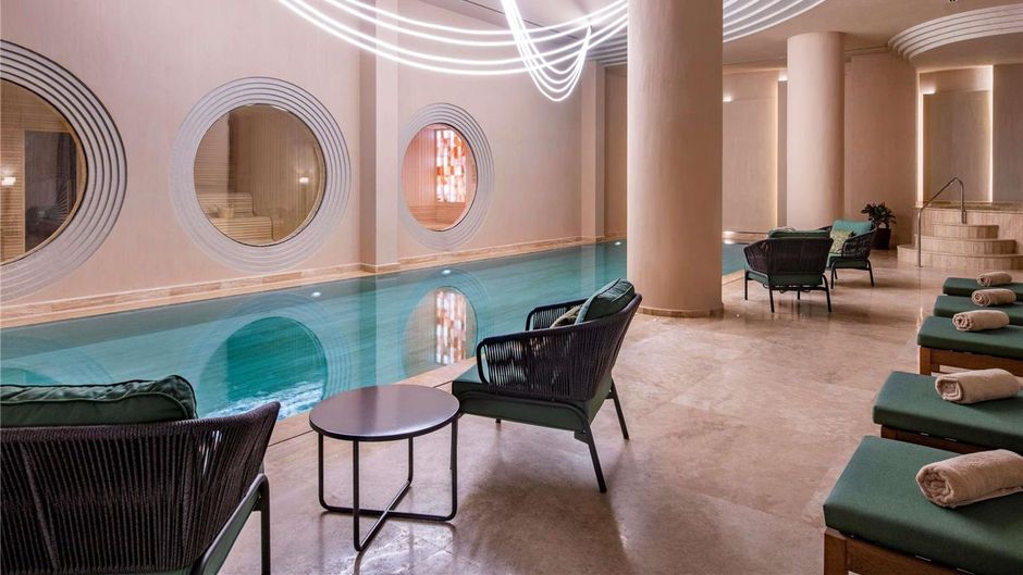 Swissotel Tbilisi Pool