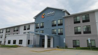 Grand Forks Lodge and Suites