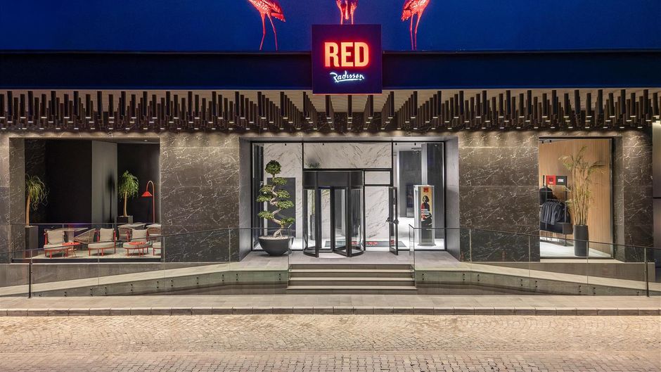 Radisson RED Izmir Point Bornova Exterior