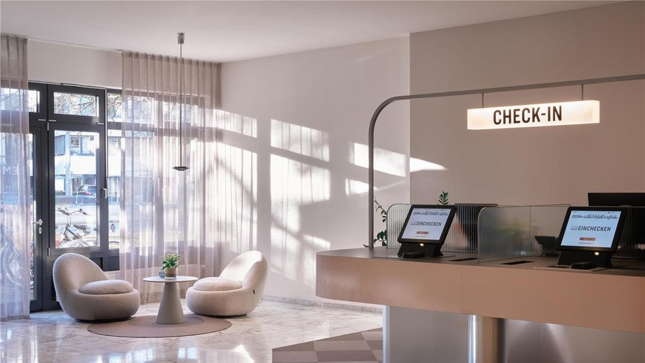 Flemings Hotel Muenchen Schwabing Lobby
