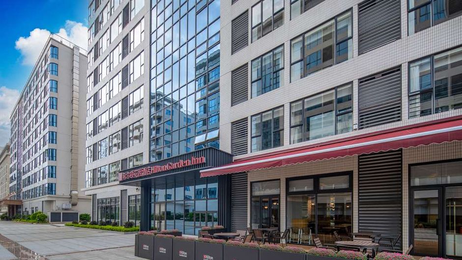 Hilton Garden Inn Guangzhou Baiyun Airpt Exterior
