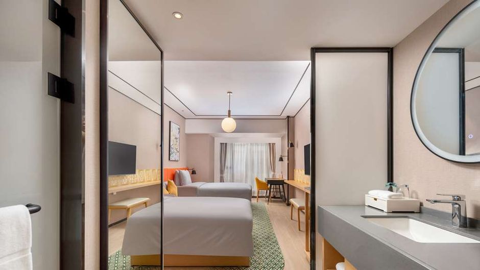 Hilton Garden Inn Guangzhou Baiyun Airpt Room