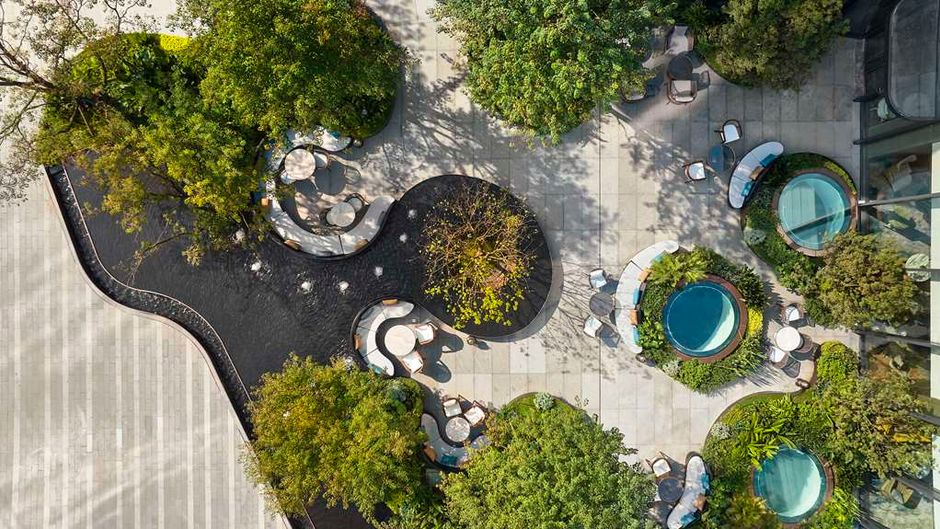 DoubleTree Chengdu Xinglong Lake Exterior
