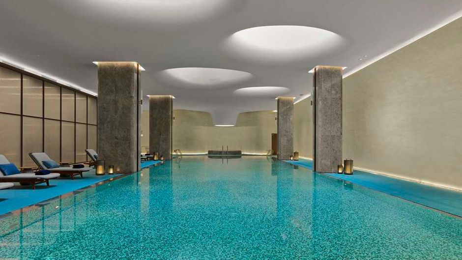 DoubleTree Chengdu Xinglong Lake Pool