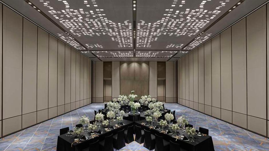 DoubleTree Chengdu Xinglong Lake Meeting