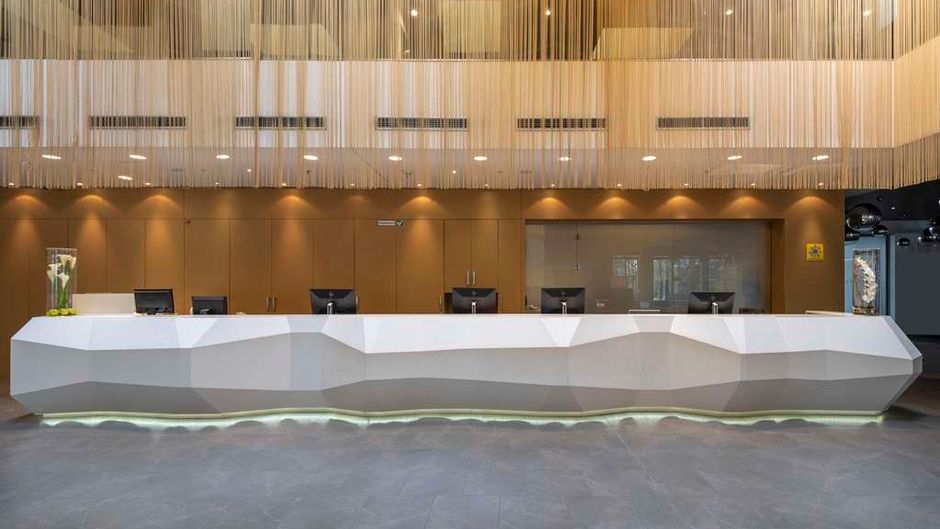 DoubleTree by Hilton Vienna Schonbrunn Lobby