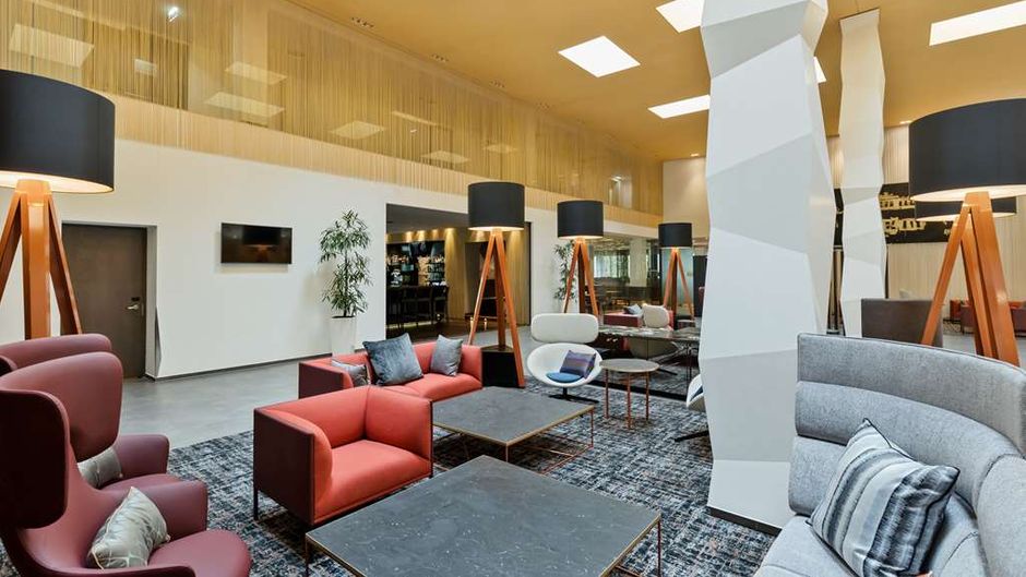 DoubleTree by Hilton Vienna Schonbrunn Lobby