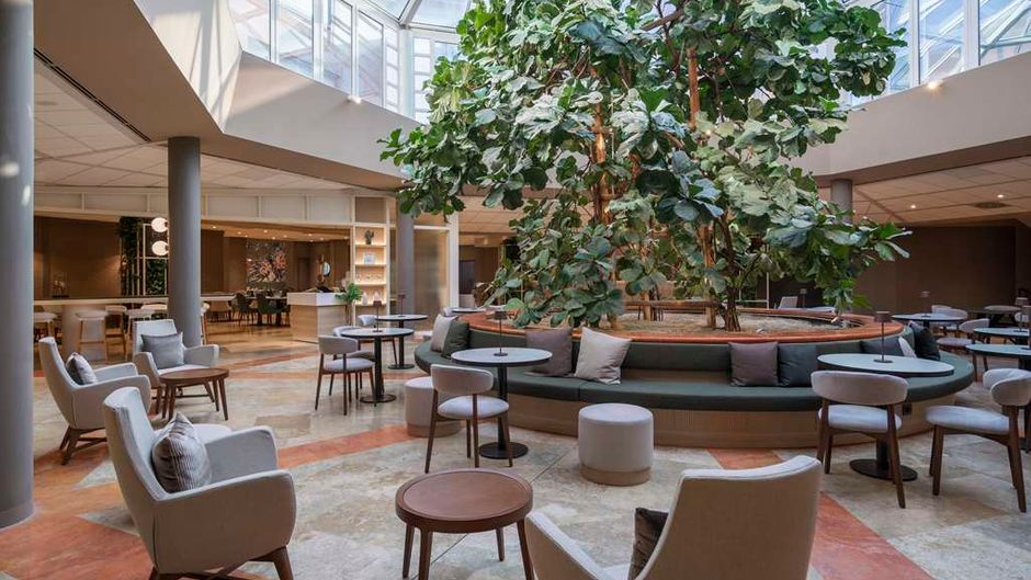Hilton Garden Inn Bologna North Lobby
