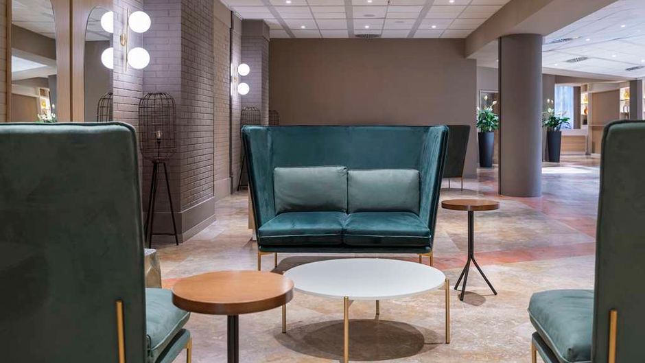 Hilton Garden Inn Bologna North Lobby