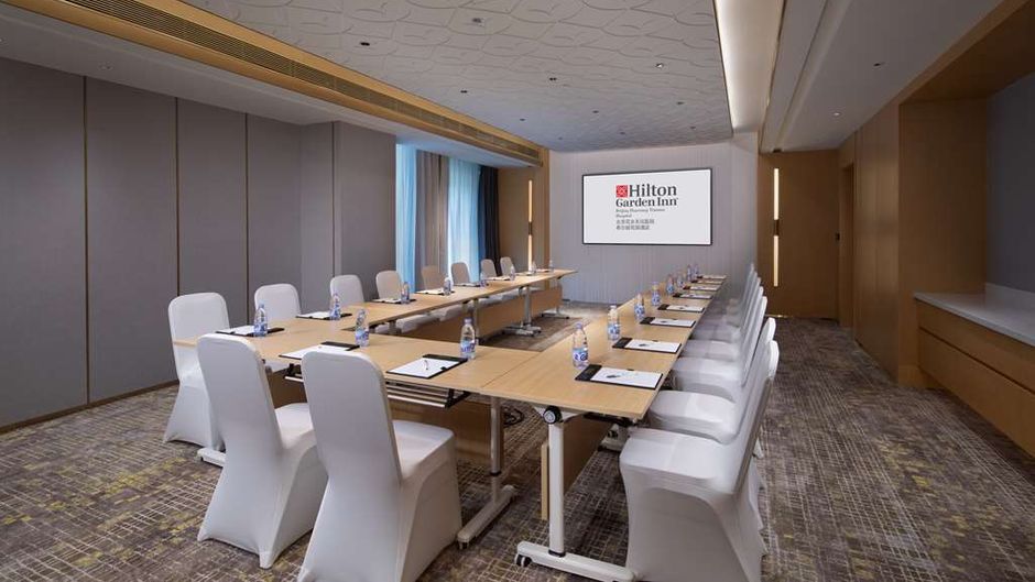 Hilton Garden Inn Huaxiang Tiantan Hosp Meeting