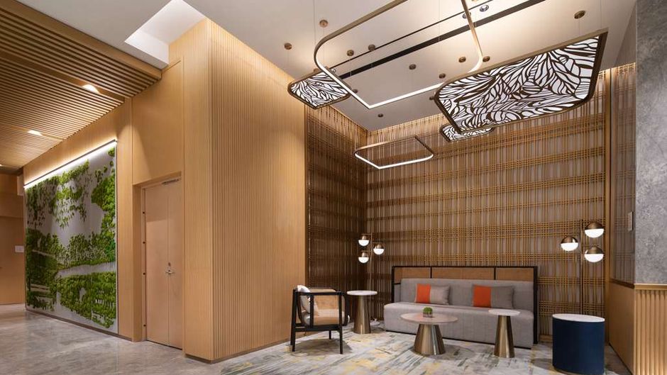 Hilton Garden Inn Huaxiang Tiantan Hosp Lobby