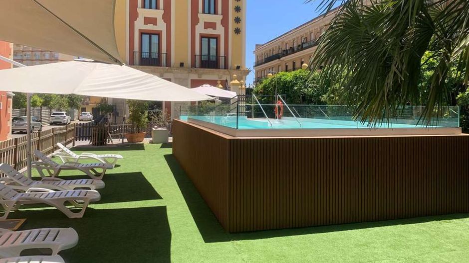 Los Jandalos Jerez Pool