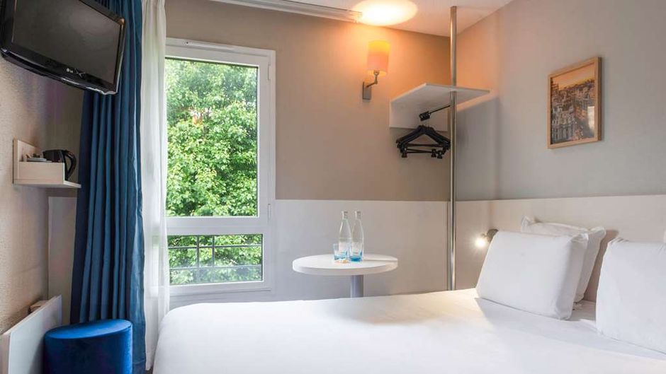 Kyriad Dieppe Room