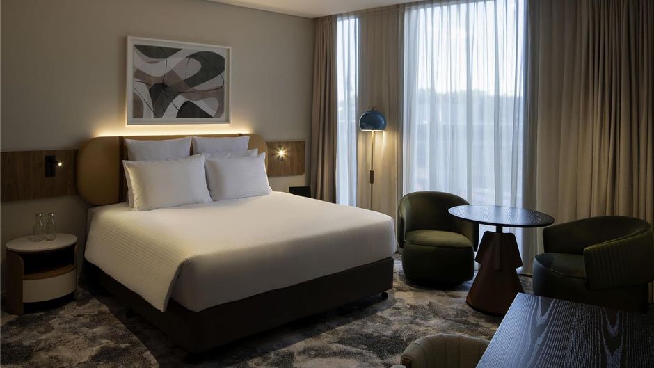 Pullman Sydney Penrith Room