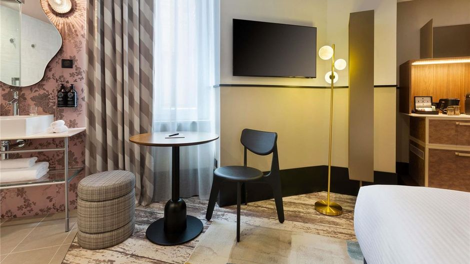 Les Capitouls Toulouse Centre Room