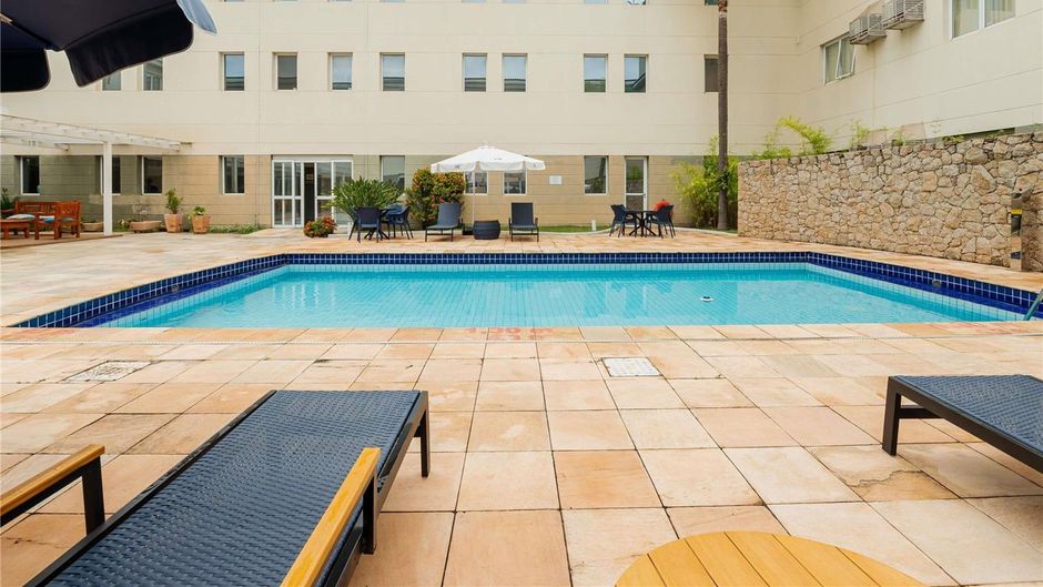Ibis Styles Campinas Alphaville Pool