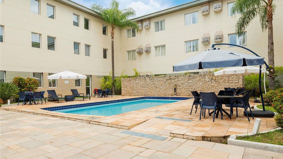 Ibis Styles Campinas Alphaville Pool