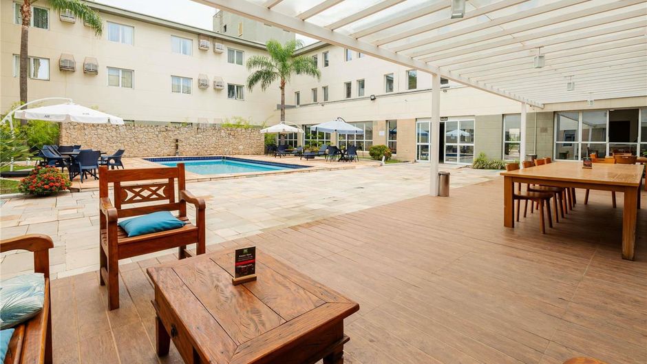 Ibis Styles Campinas Alphaville Pool
