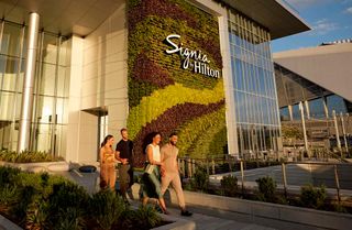 Signia by Hilton World Congress Center