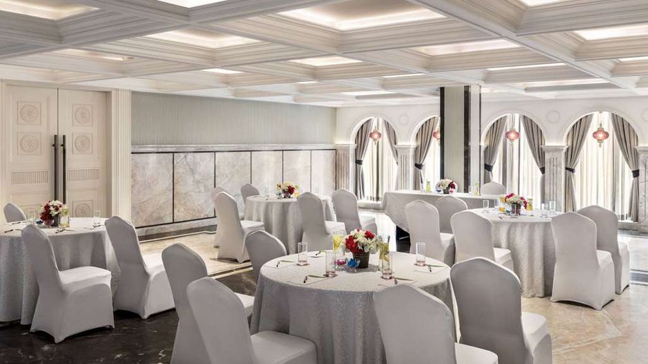 Ramada Encore by Wyndham Civil Lines Meeting