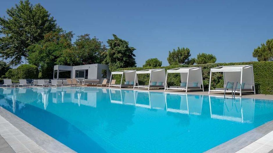 Makedonia Palace Hotel Pool