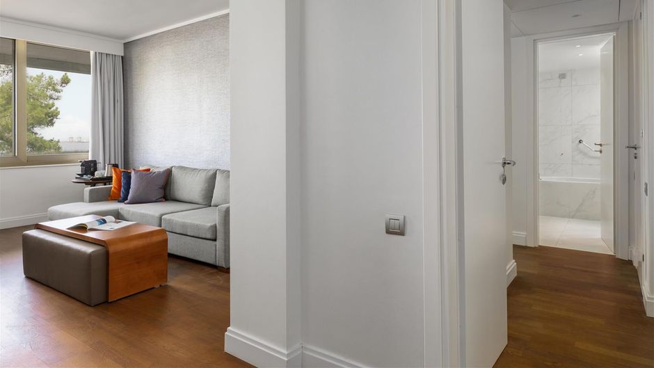 Makedonia Palace Hotel Room