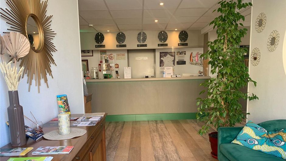 Good Hotel Marseille Aubagne Lobby