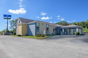 Motel 6 Dawsonville
