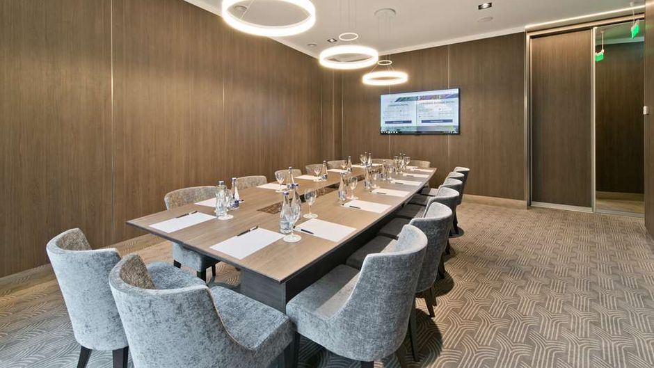 Congress Avenue Hotel Vilnius Meeting
