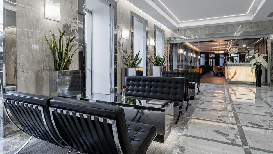 Hotel Congress Lobby