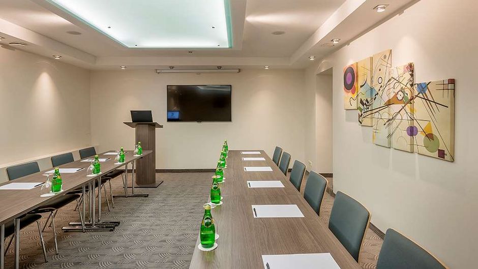 Hotel Congress Meeting