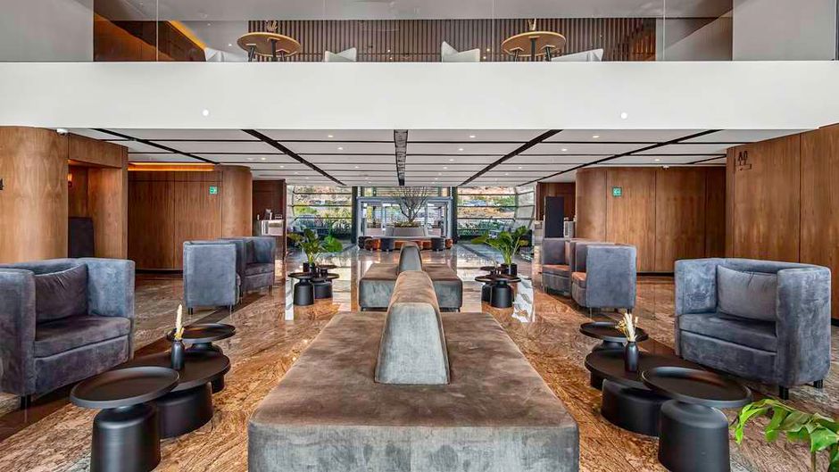 Hilton Queretaro Lobby