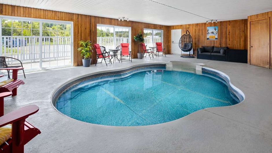 Travelodge by Wyndham Roberval Pool