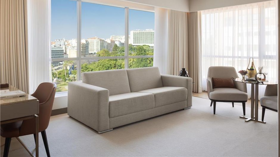 EPIC SANA Marques Hotel Suite