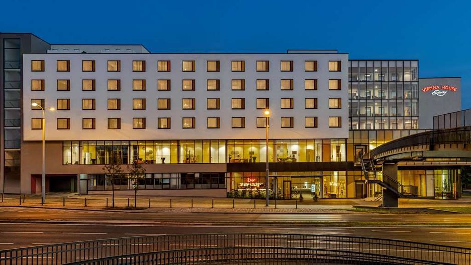 Vienna House Easy by Wyndham Pilsen Exterior