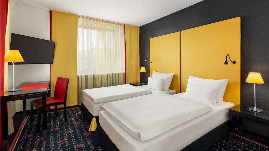 Vienna House Easy by Wyndham Pilsen Suite