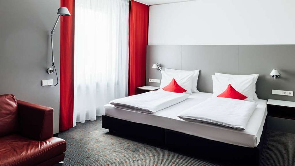 Vienna House Easy by Wyndham Stuttgart Room