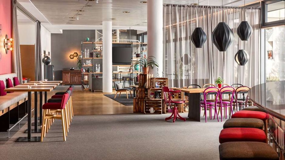 Vienna House Easy by Wyndham Trier Lobby