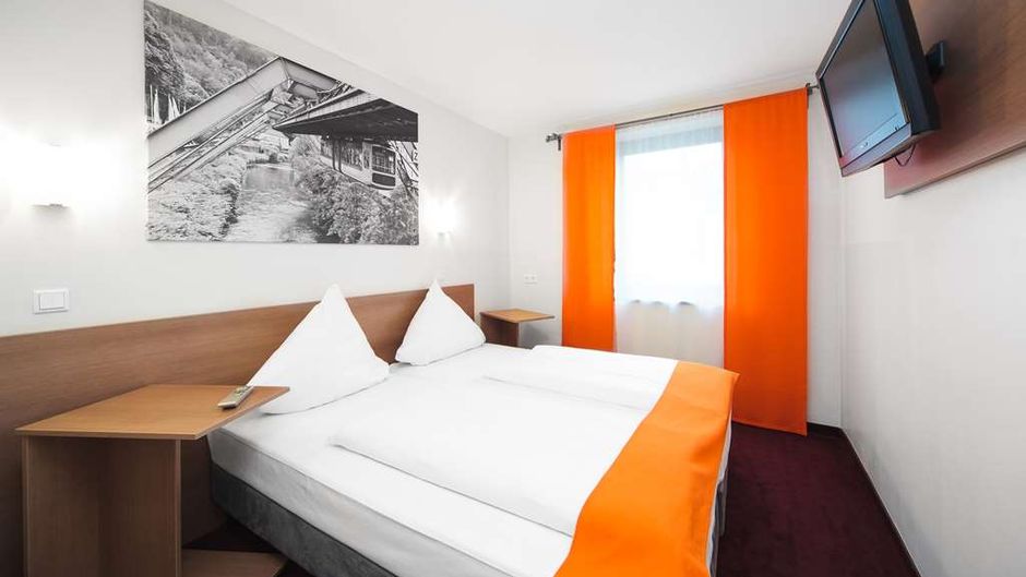 McDreams Hotel Wuppertal-City Room