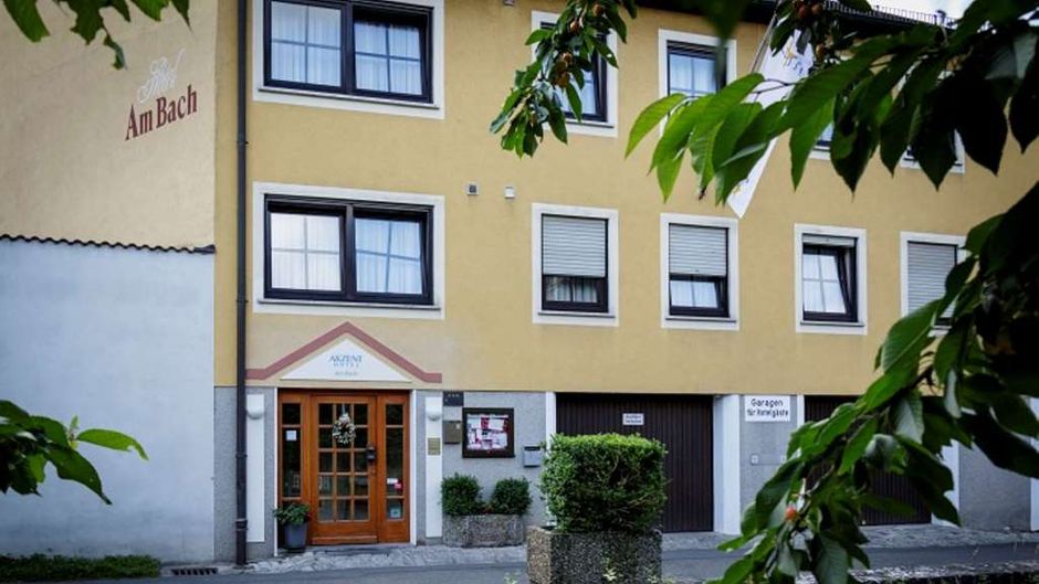 AKZENT-Hotel am Bach Exterior