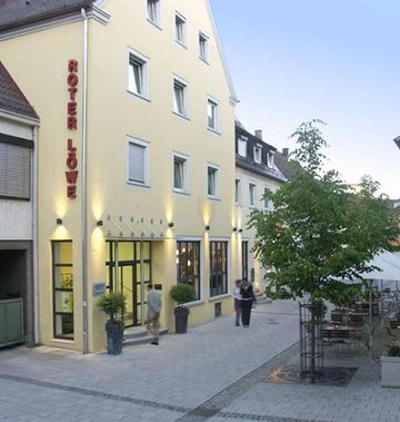 AKZENT-Hotel Roter Lowe