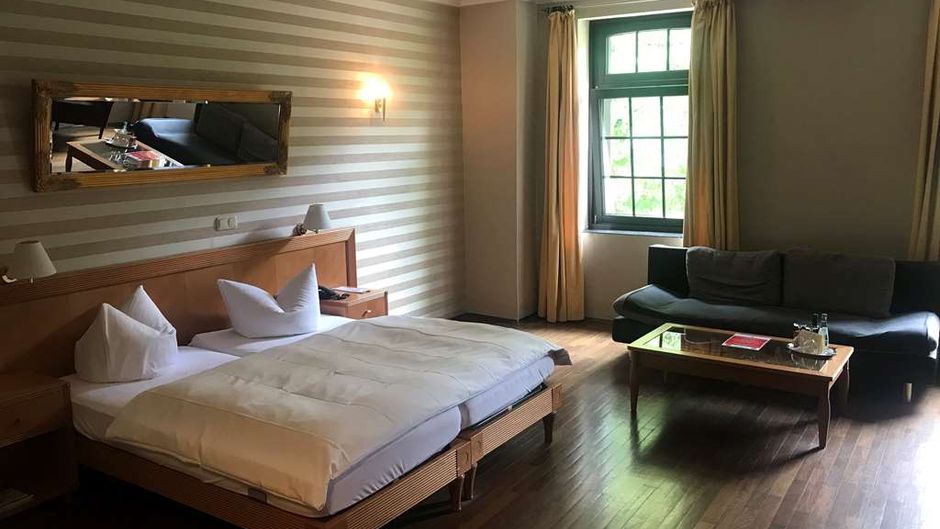 Burg Wegberg Top Hotel Room