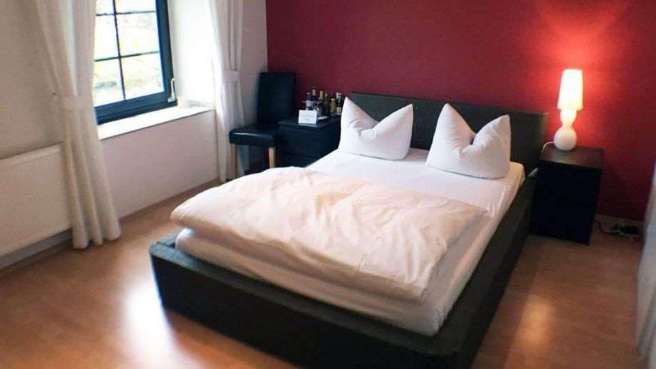 Burg Wegberg Top Hotel Room