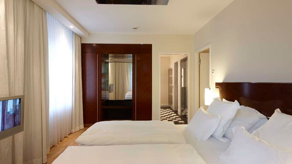 Grand Hotel Mussmann Room