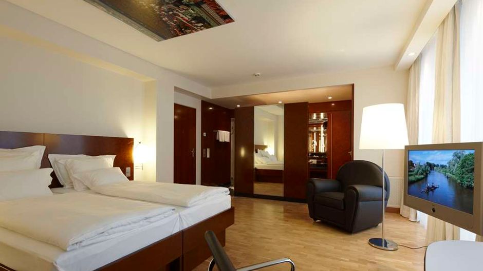 Grand Hotel Mussmann Room