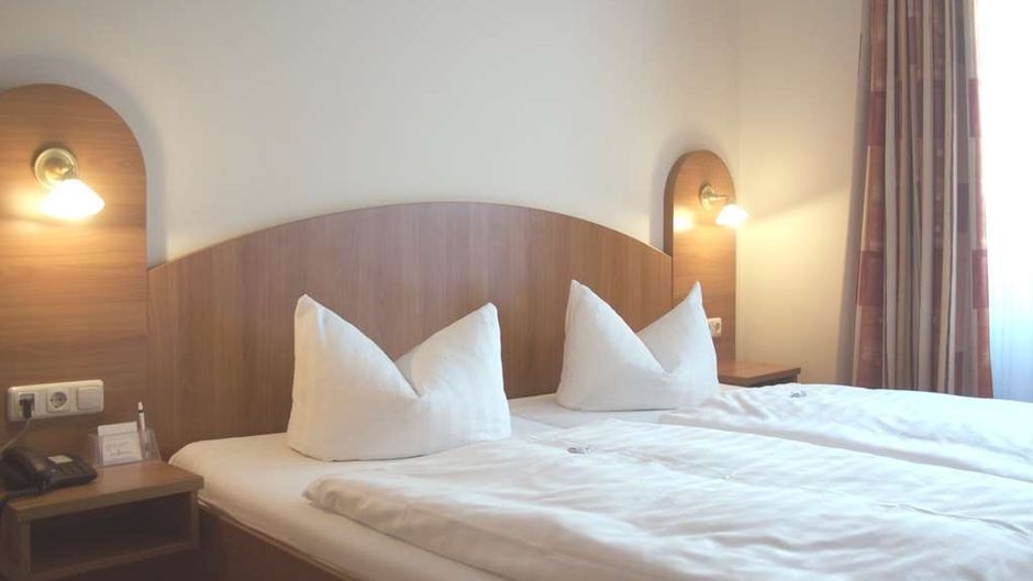 Hotel Brunner Room