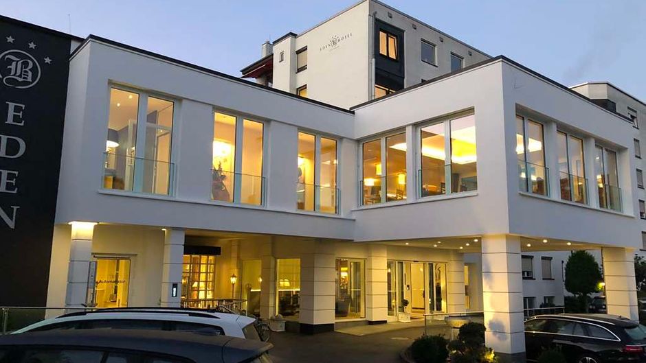 Eden Hotel Exterior
