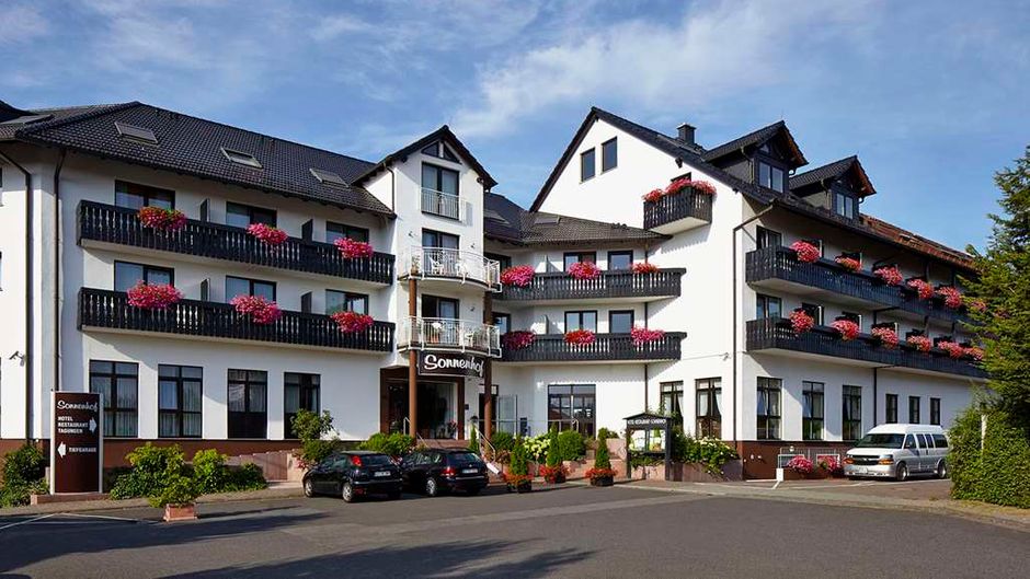 Hotel Sonnenhof Dietzenbach Exterior