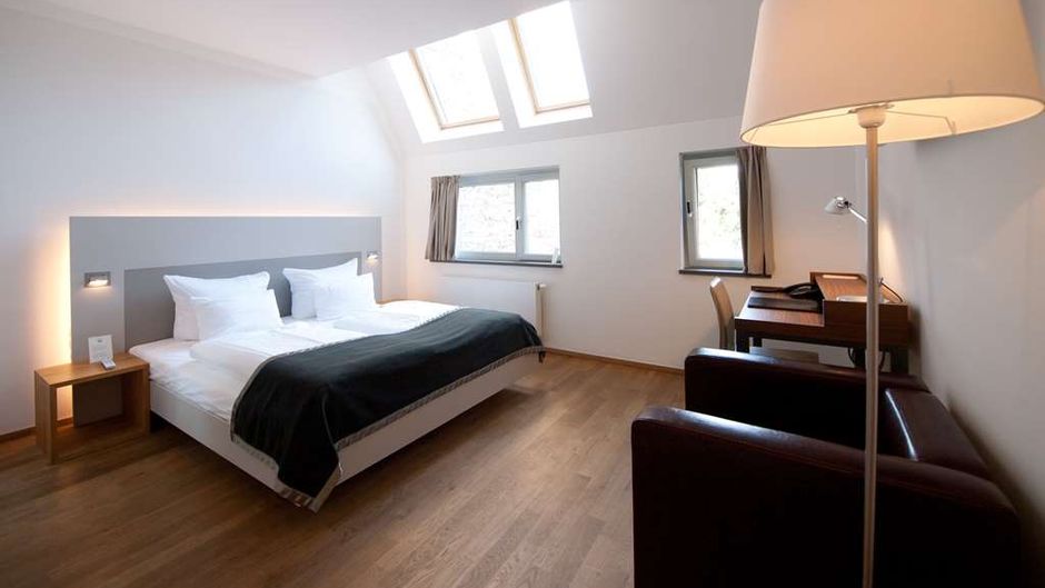 Qube Hotel Bergheim Room