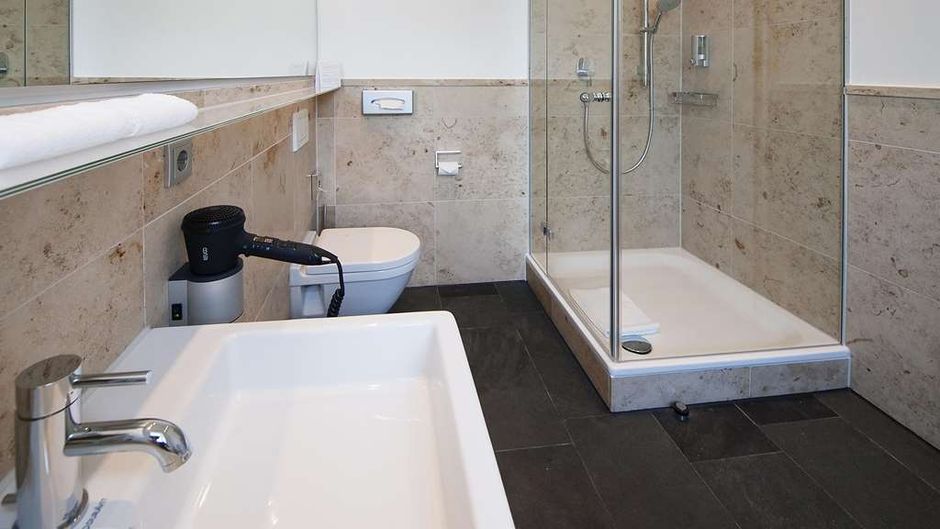 Qube Hotel Bergheim Room